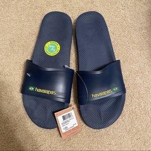NWT Men’s Havaiana Slip on Slide Sandals Navy Size 11/12